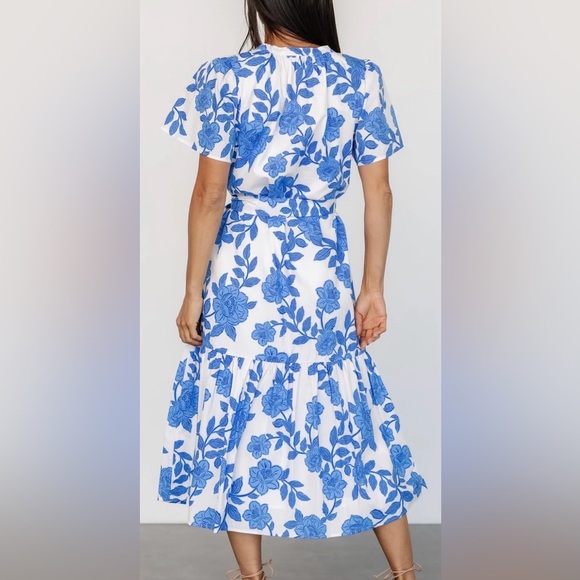 Baltic Born Blue Floral Midi Dress
Lydie Button Midi Dress - Picture 3 of 6